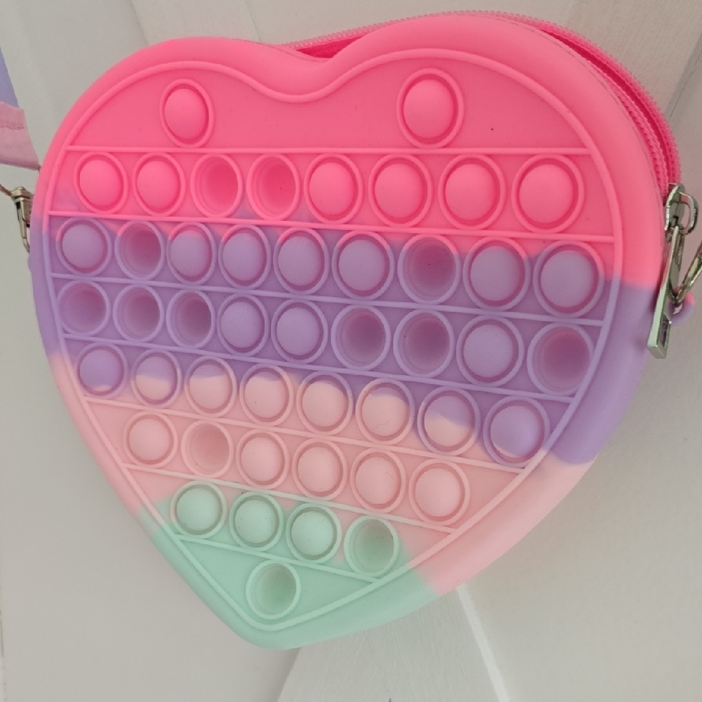 New Heart-Shaped Pop It Bag Purse